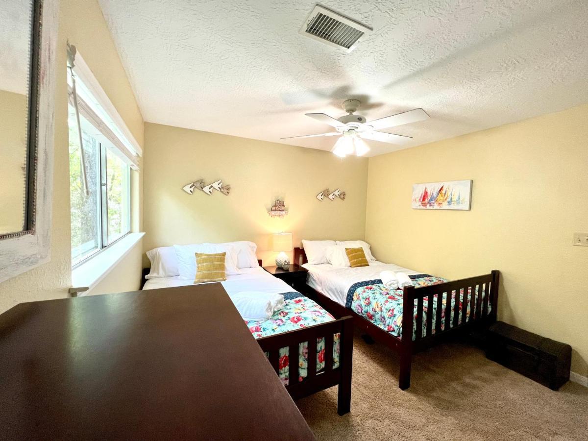 2 Bdrm Treehouse Hideout- Lake Conroe With Boat Ramp Montgomery Exterior photo