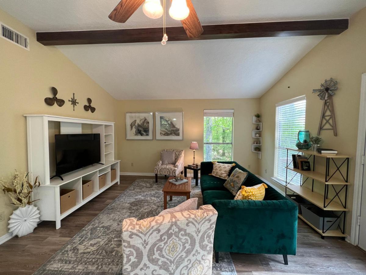 2 Bdrm Treehouse Hideout- Lake Conroe With Boat Ramp Montgomery Exterior photo